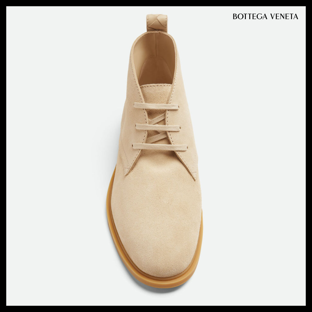 【BOTTEGA VENETA】Astaire Lace-Up Ankle Boots Tofu