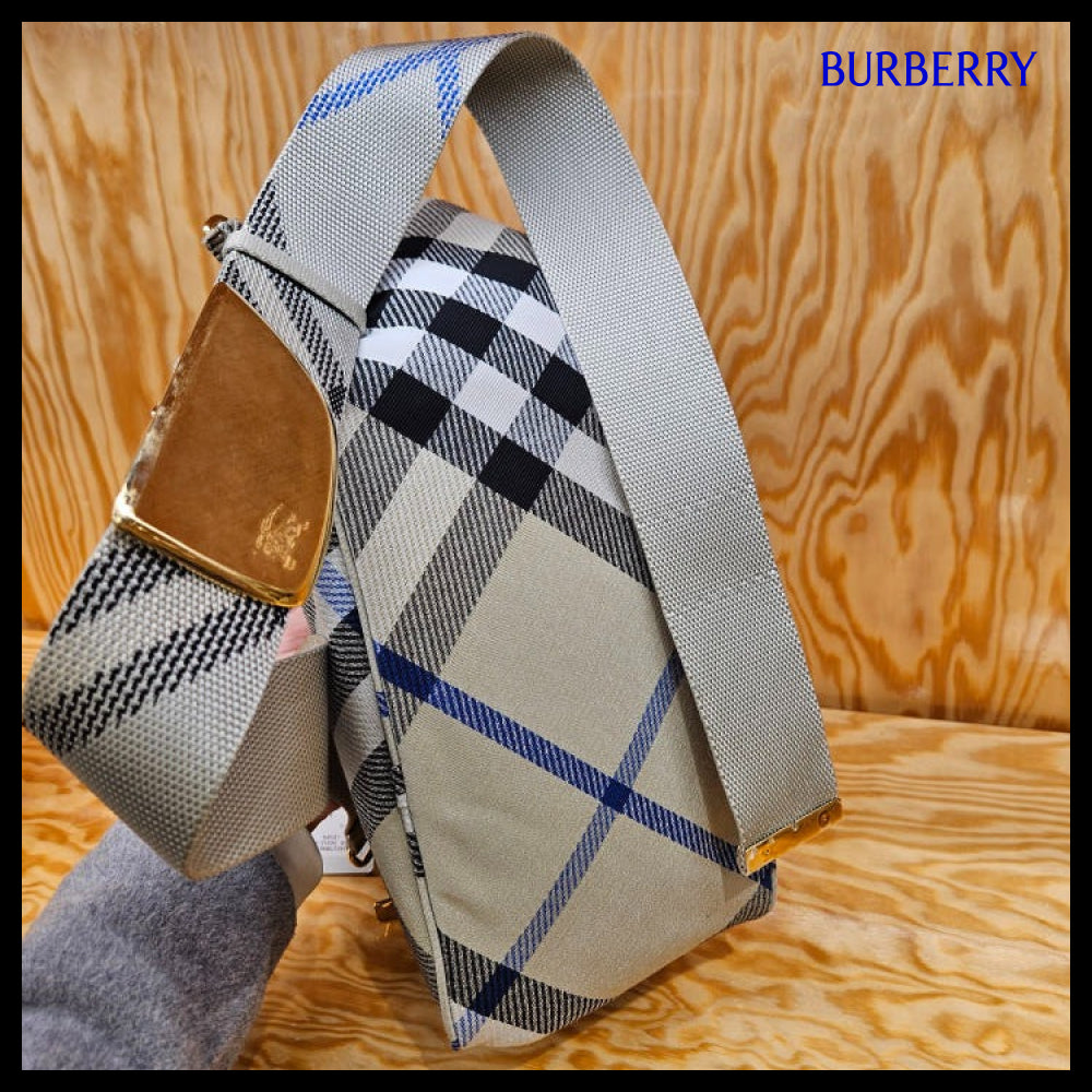 【Burberry】Women's MD Shield Messenger Shoulder Bag