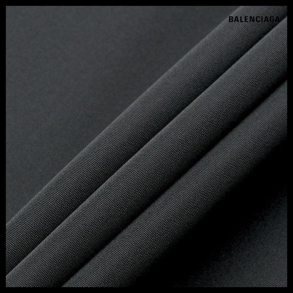 【BALENCIAGA】Back Logo Print Hooded Jacket Black