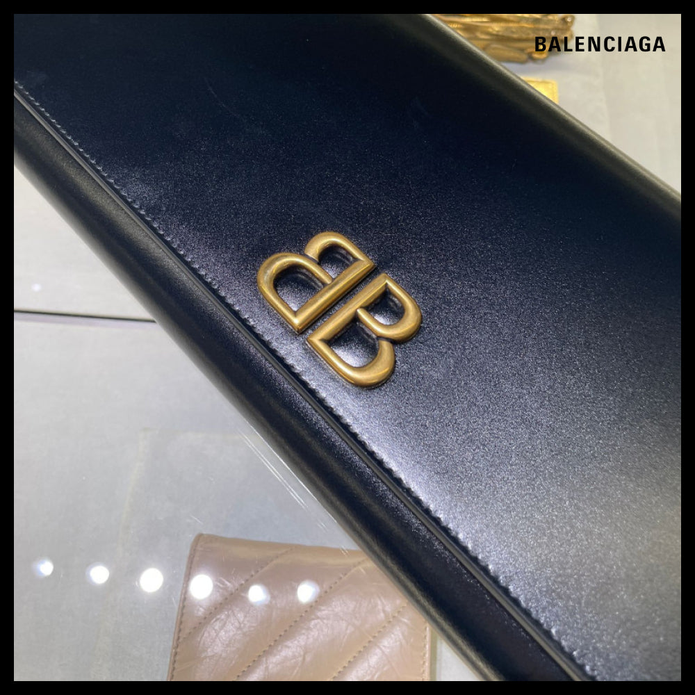 ★Balenciaga アウトレット セール ★Clutch Maxi