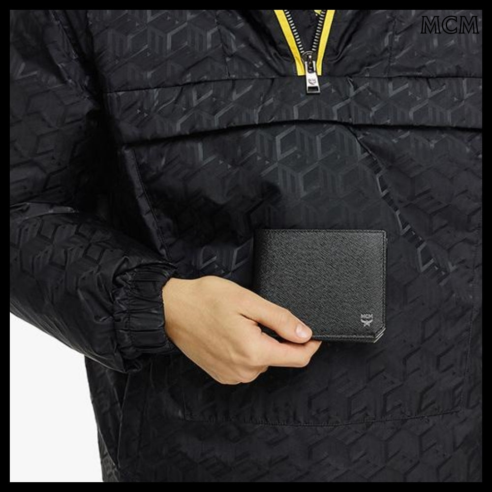【MCM】New brick embossed leather card case bifold wallet