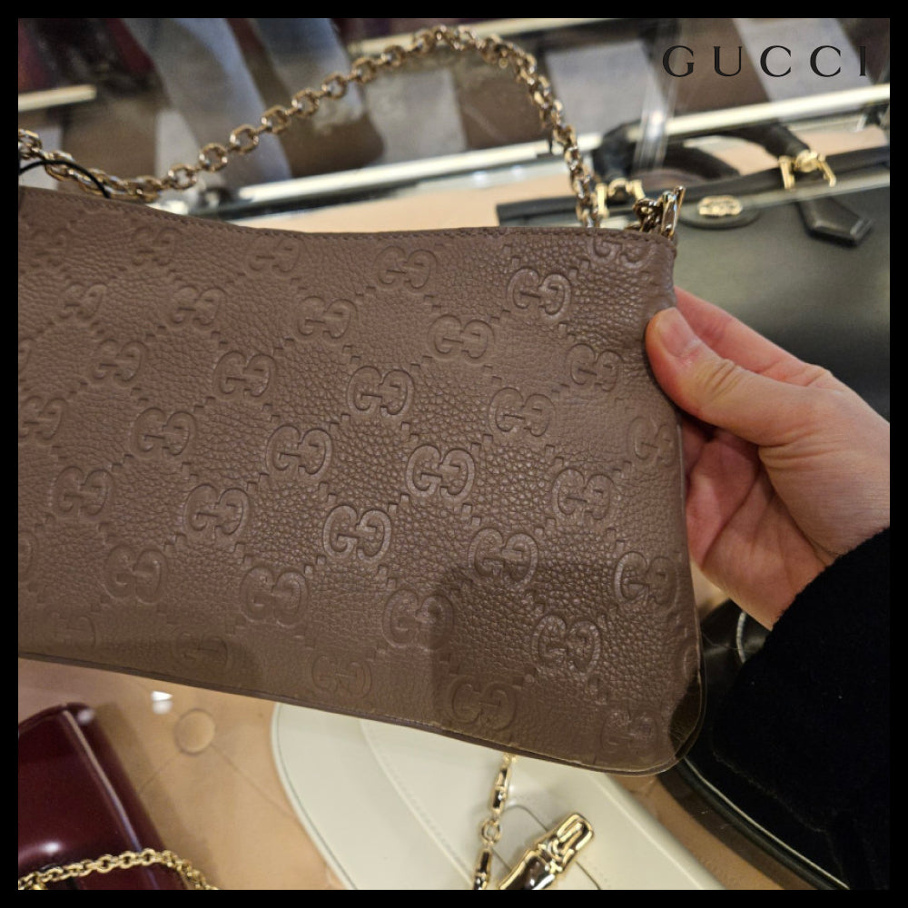 【GUCCI】GG emblem Briony calf leather shoulder bag rocky