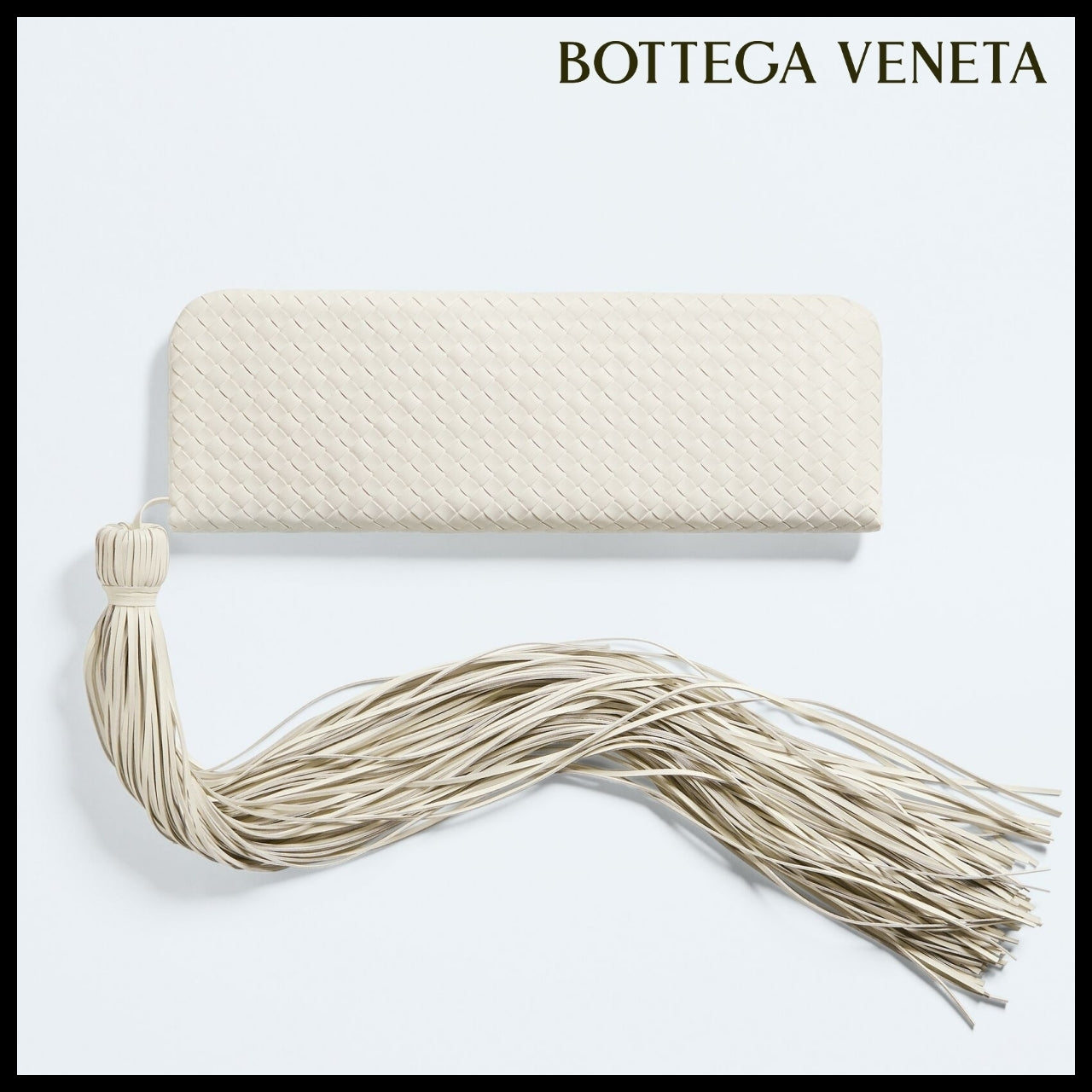 【韓国百貨店 BOTTEGA VENETA】Serata Clutch Bag Alabaster