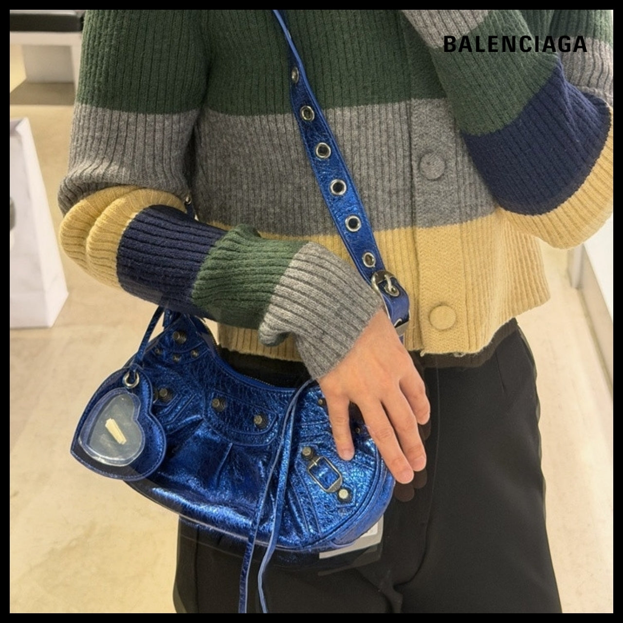 【BALENCIAGA】Arena Metallic Le Cagole XS Shoulder Bag