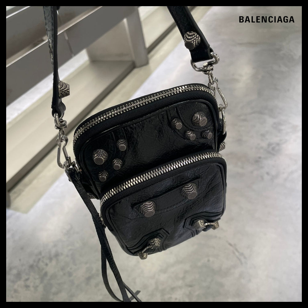 【BALENCIAGA】Le Cagole Phone Holder