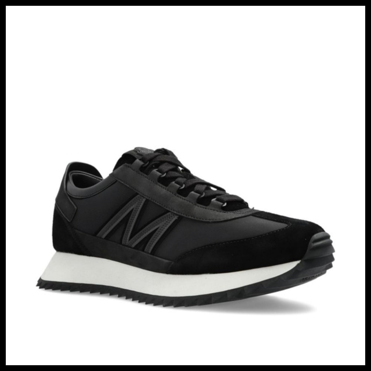 【MONCLER】Black Sneakers M7280999
