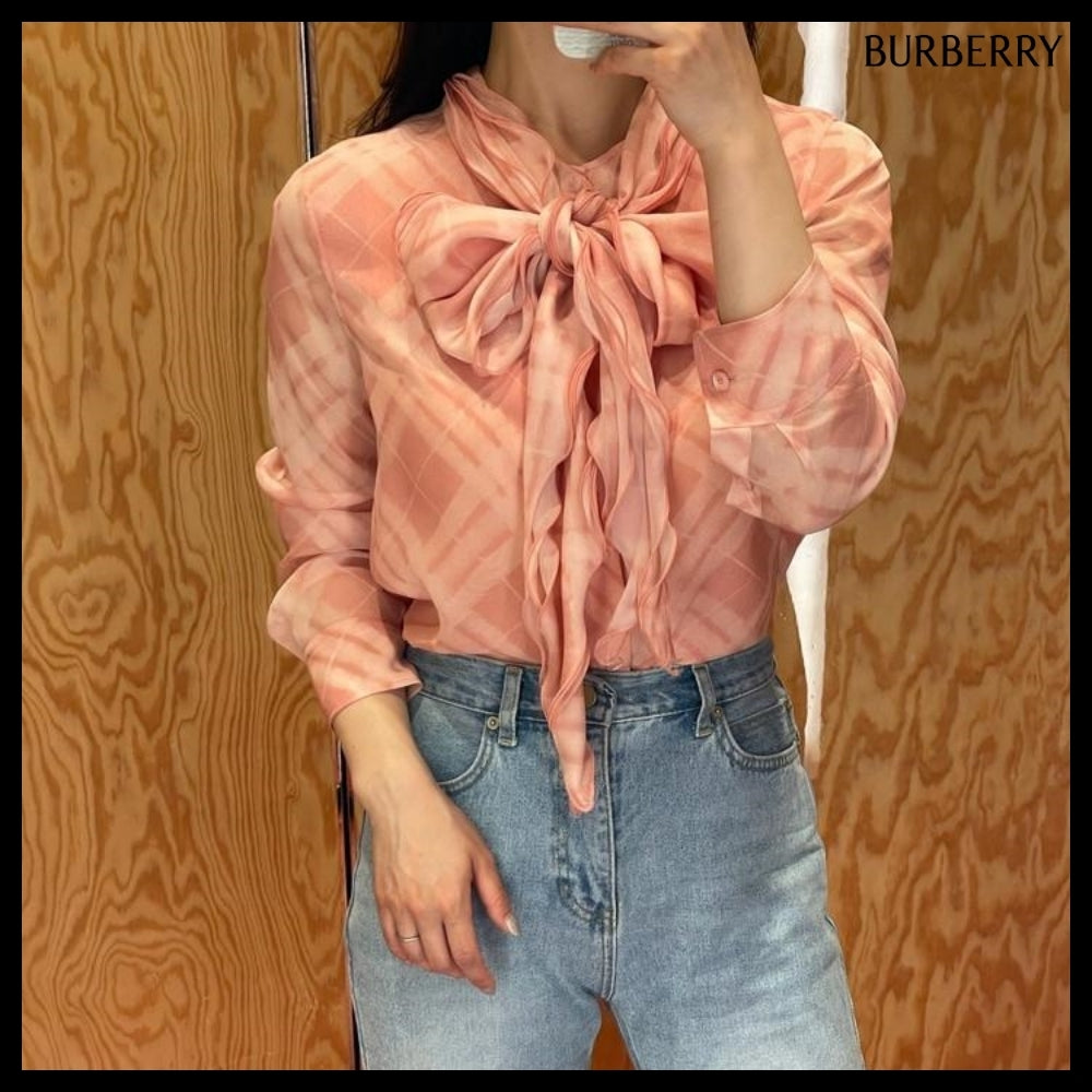 【Burberry】Ruffle Check Silk Blouse Candy