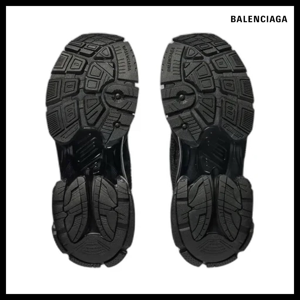 ★BALENCIAGAアウトレット セール ★Runner Sneakers wit