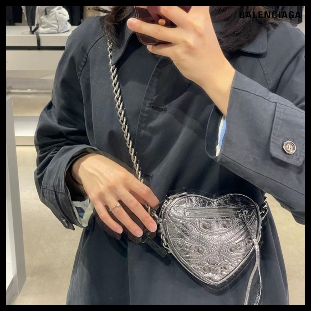【BALENCIAGA】Metallic Lambskin Mini Heart Shoulder Bag