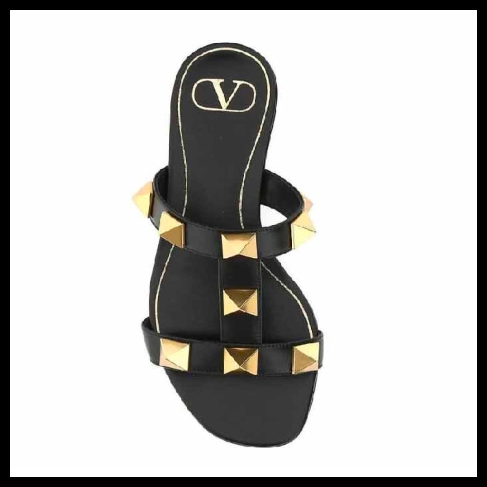 【VALENTINO】Big Stud Roman Flat Calfskin Black Women’s