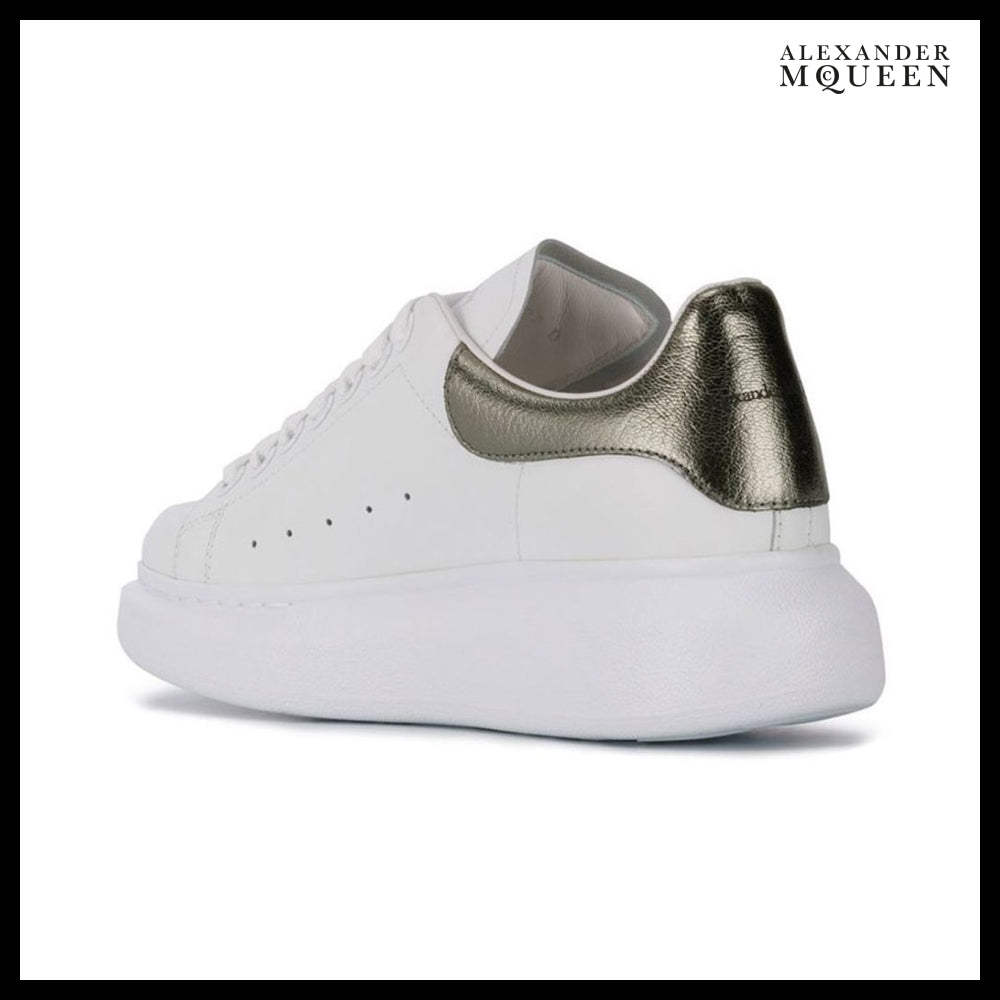 ★Mcqueenアウトレットセール ★Oversized Sneaker 553770 WHFBU