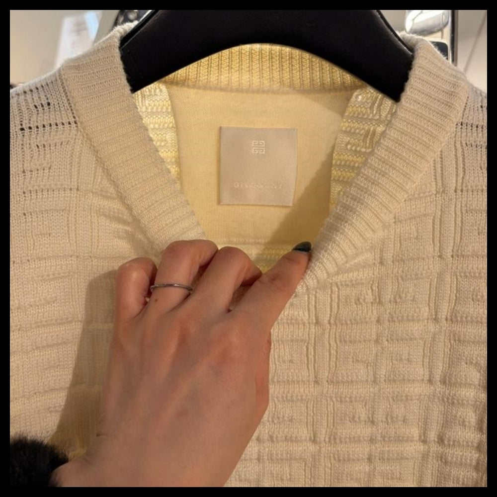 【GIVENCHY】Jacquard Wool Knit Sweater Cream