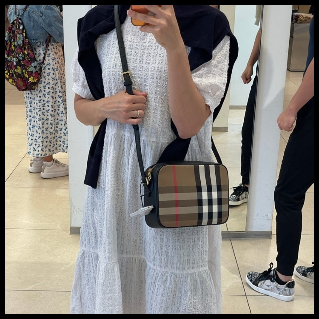 【BURBERRY】House Check Camera Bag Black
