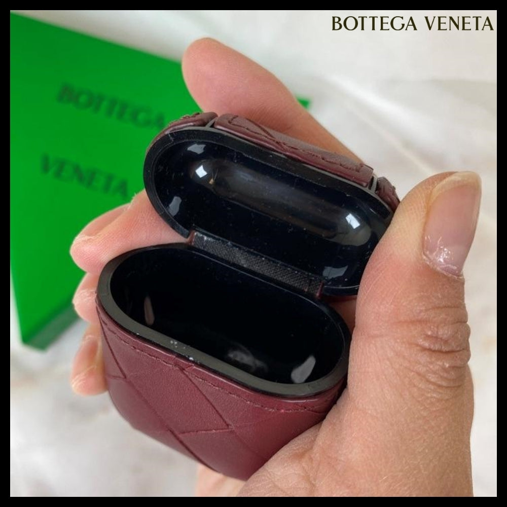 BOTTEGA VENETA Intrecciato AirPods Leather Case