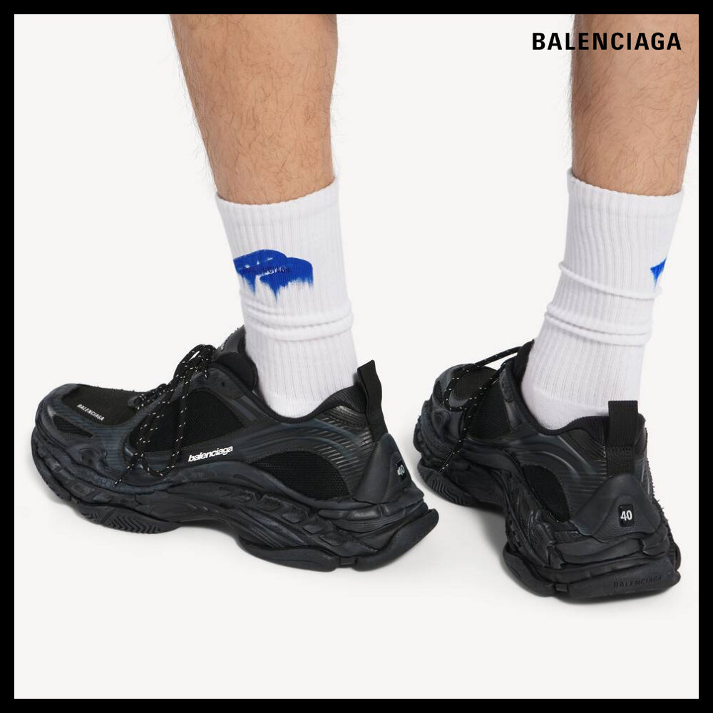 【BALENCIAGA】Triple S2 Sneakers Black Dark Grey
