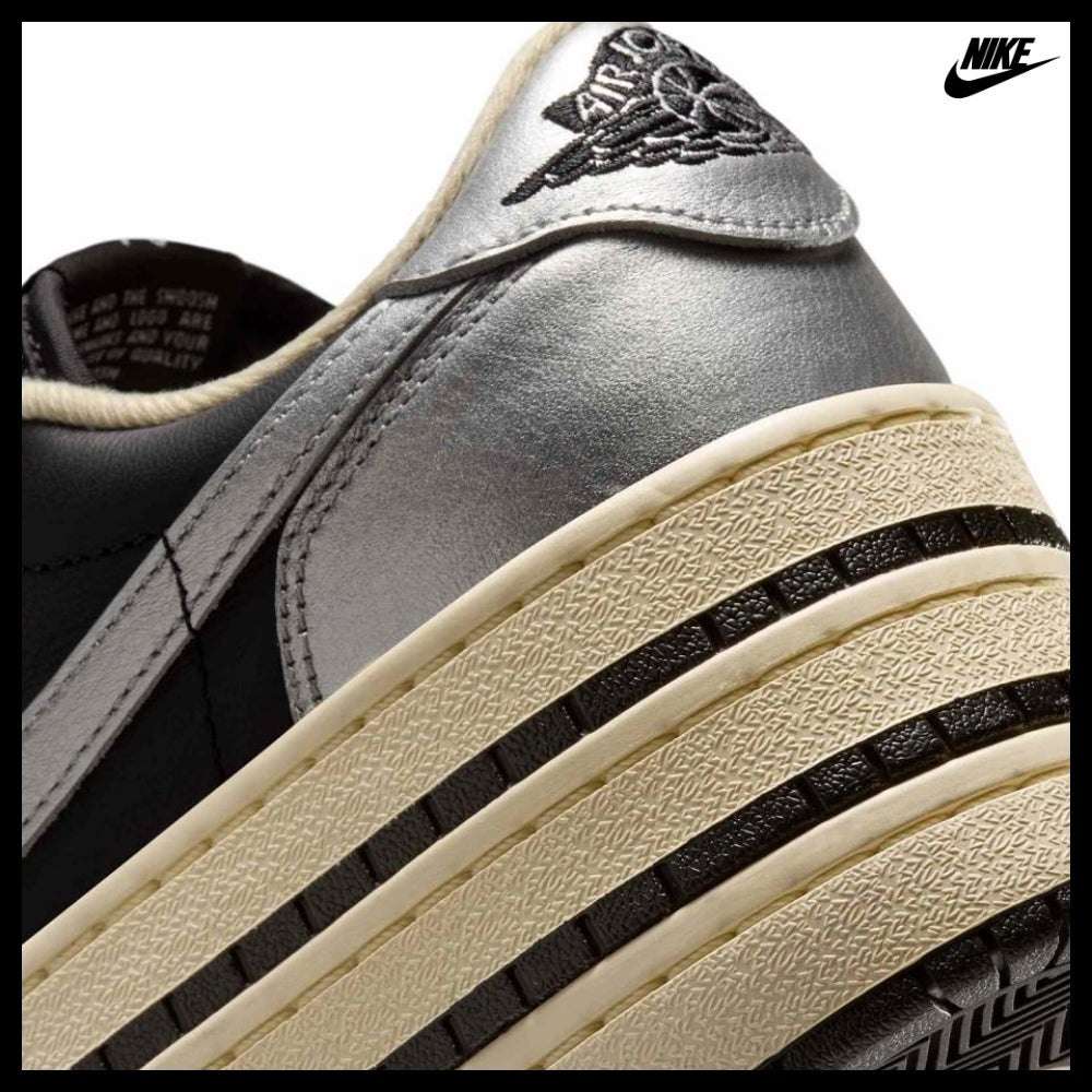 【Nike】AIR JORDAN 1 TRIPLE STACK METALLIC SILVER MUSLIN
