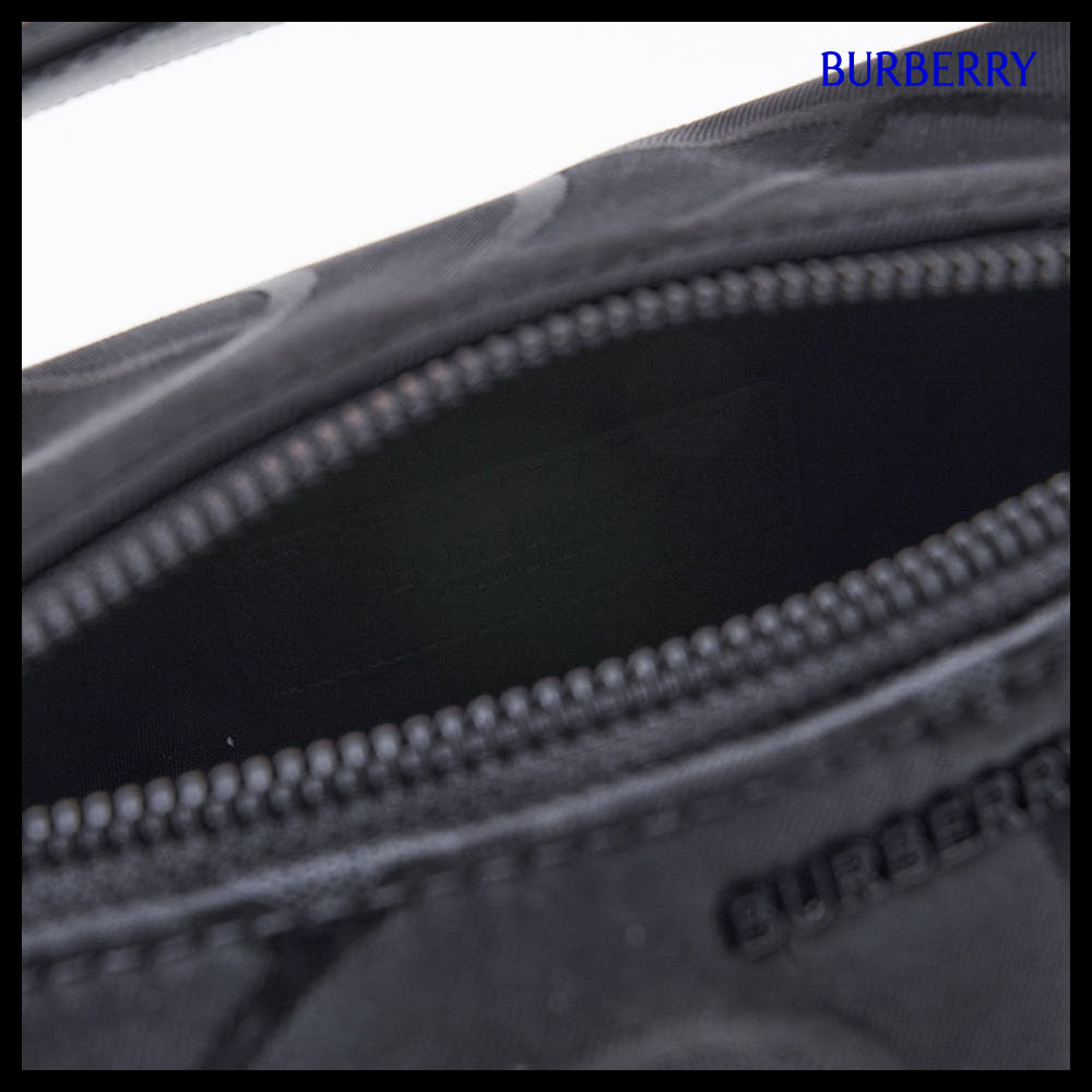 【Burberry】Men's Monogram Jacquard Sound Bag
