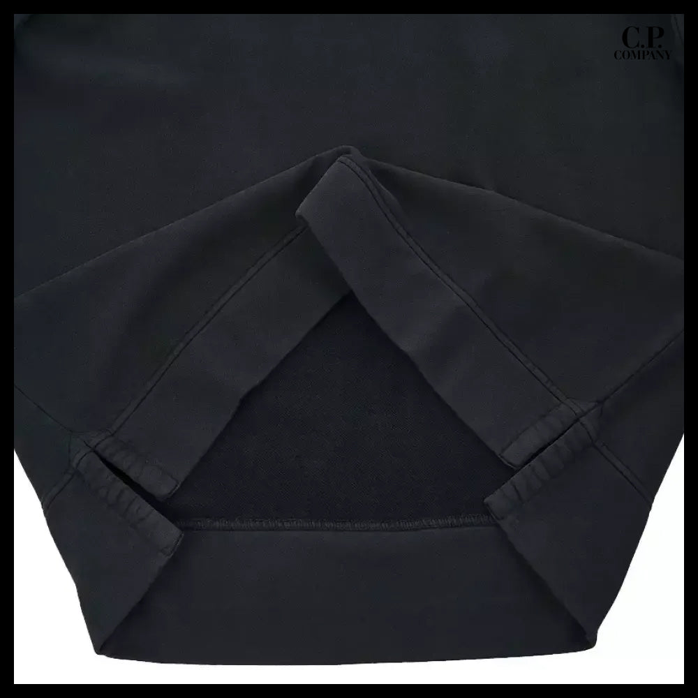 【C.P. Company】Diagonal Boxy Sweatshirt