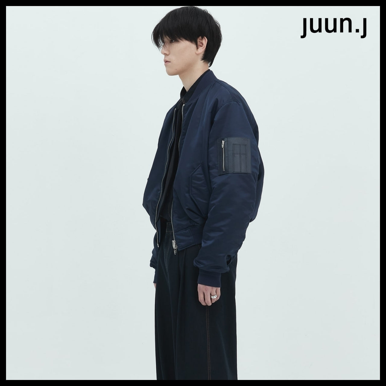【JUUN.J】Regular Fit Light MA-1 Jumper Navy
