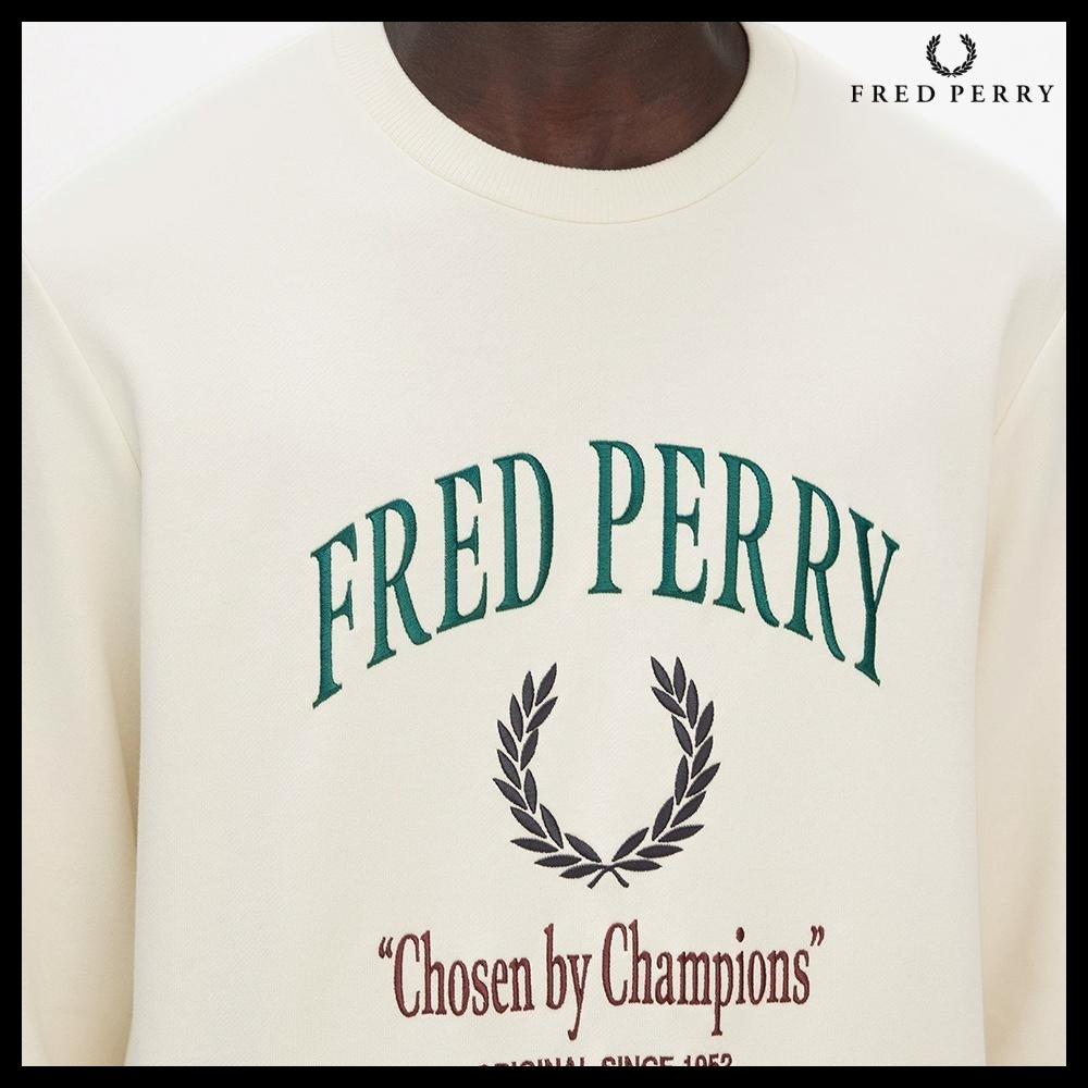 【FRED PERRY】Clubhouse Embroidered Champion Sweatshirt Ecru
