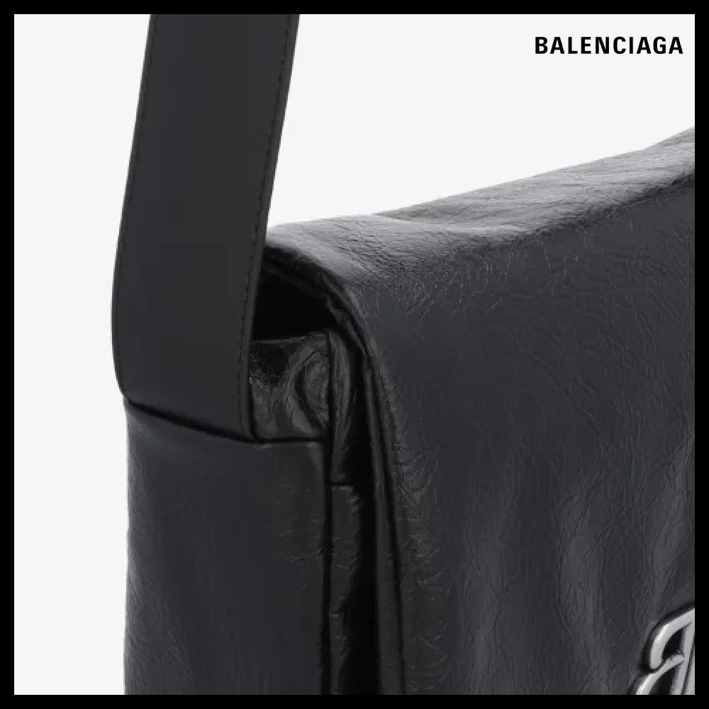 【BALENCIAGA】Small Monaco Crossbody Bag Black