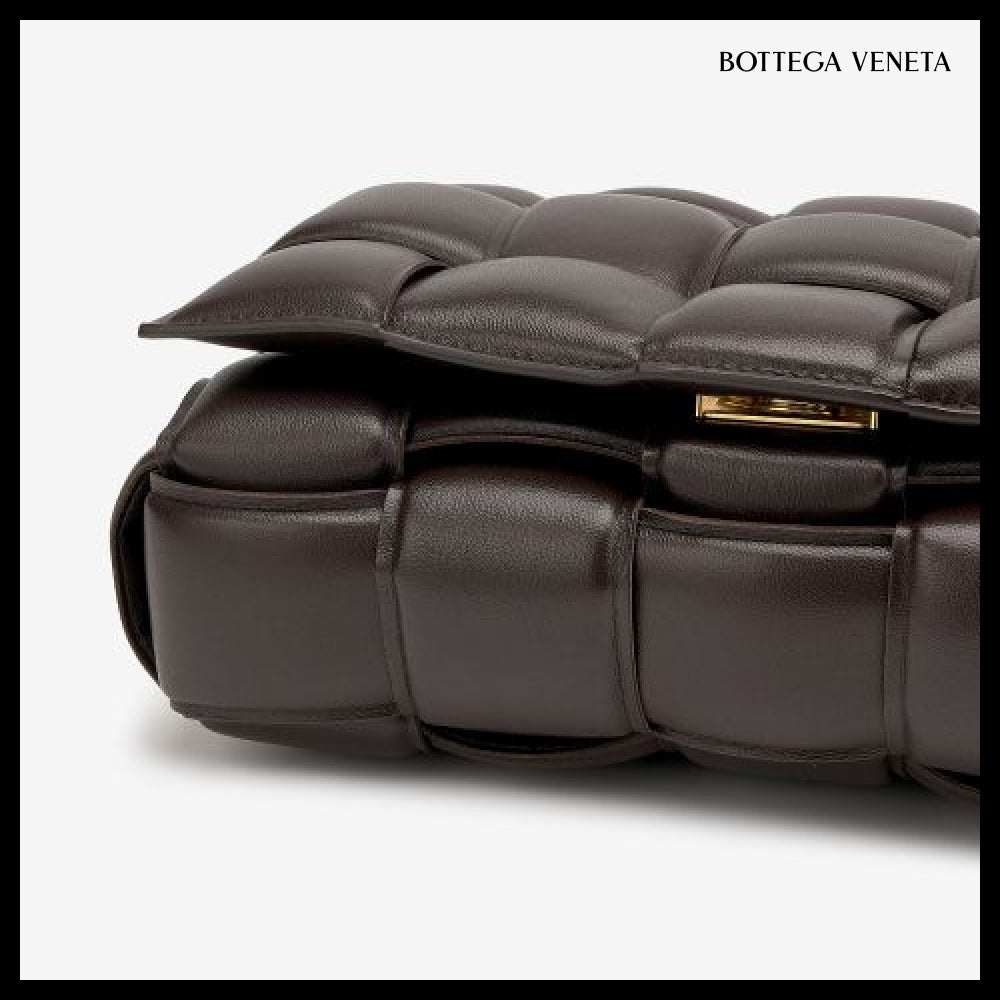 【BOTTEGA VENETA】Padded Cassette Shoulder Bag Fondant