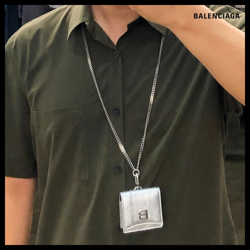 【BALENCIAGA】Hourglass AirPods Holder Metallized
