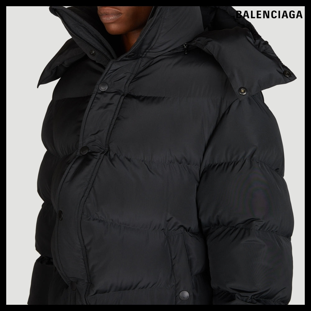 【BALENCIAGA】Black Swing Puffer Jacket