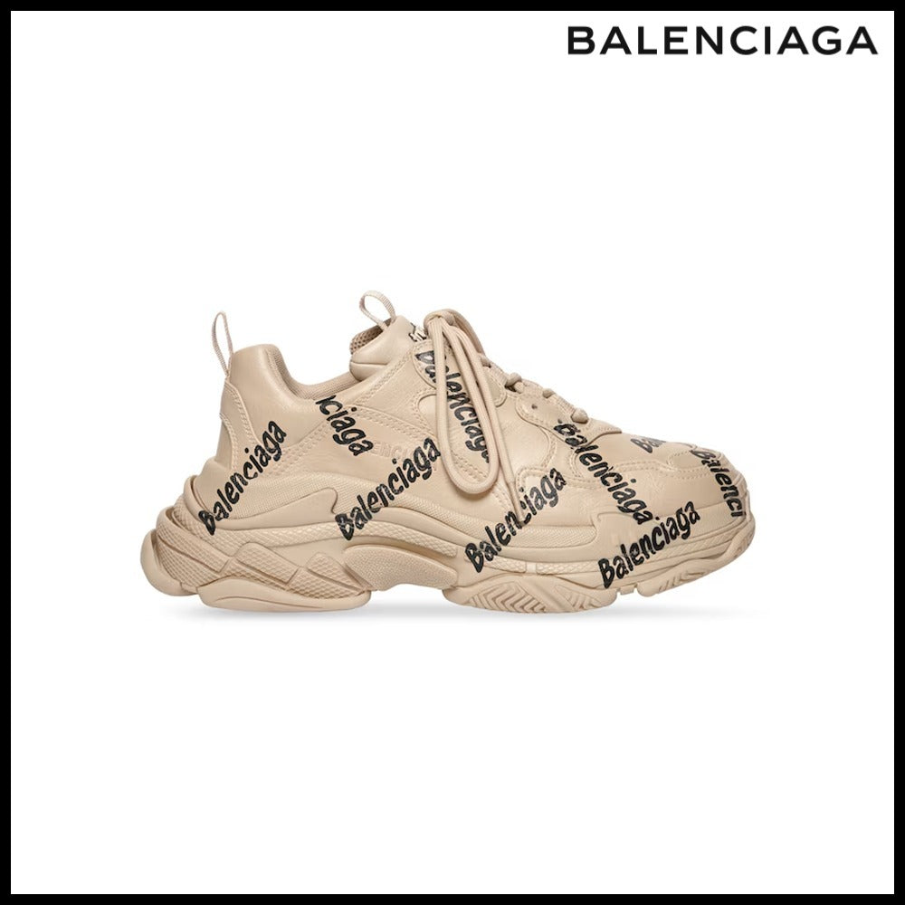 【BALENCIAGA】Triple S Logotype Sneaker Beige