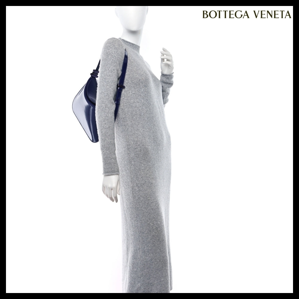 【BOTTEGA VENETA】Patent S Metal Loops Shoulder Bag Unicorn