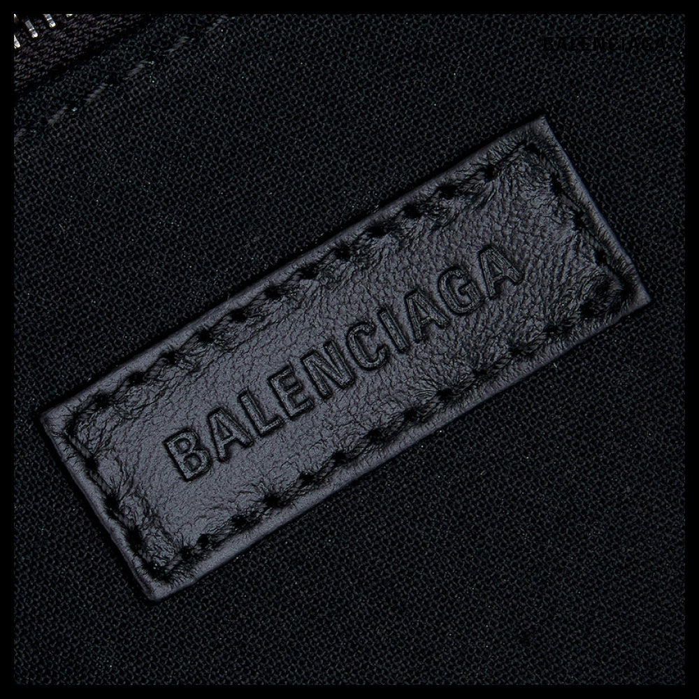 【BALENCIAGA】Crush Large Carry All Tote Bag Quilted