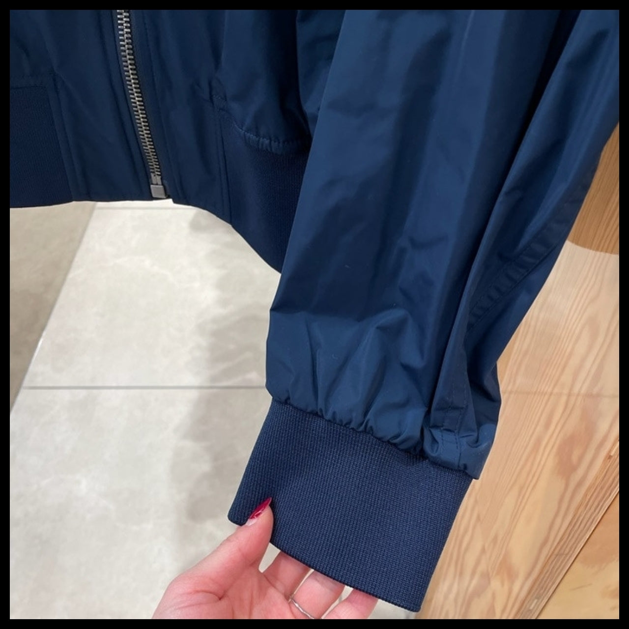 【Burberry】ELLON Bomber Zip Up Jacket Ink Blue