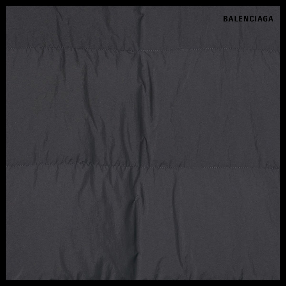 【BALENCIAGA】Sporty B Pullover Puffer Padding Black