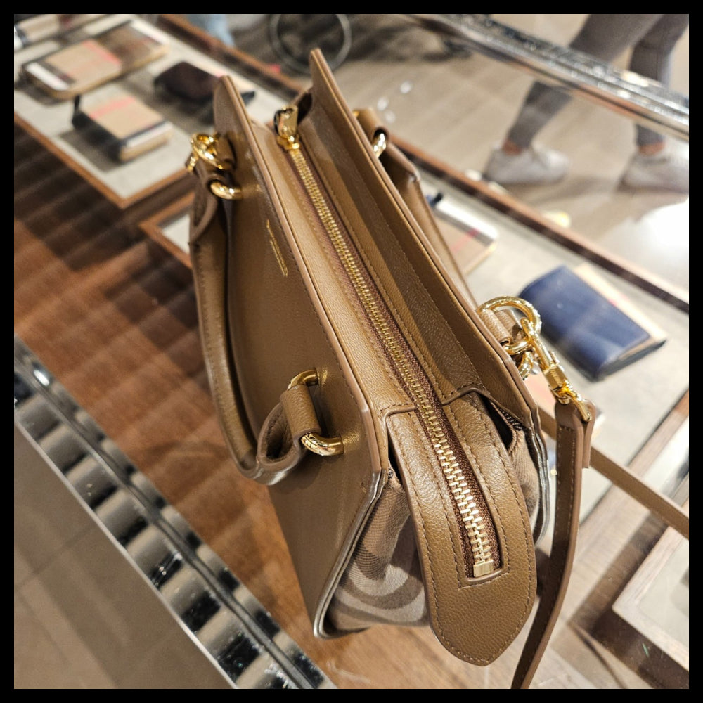 【BURBERRY】BANWELL house check mini tote bag earth