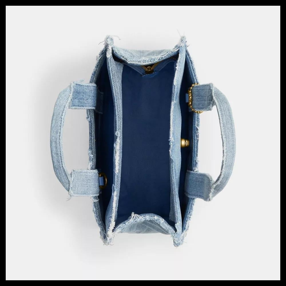【Coach】Charm D Bucket S Shoulder Bag