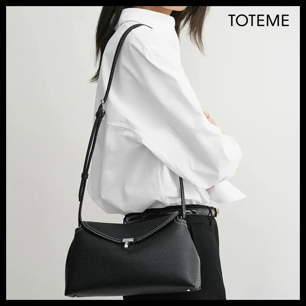 ◆TOTEME◆T-LOCK CLUTCH BLACK GRAIN