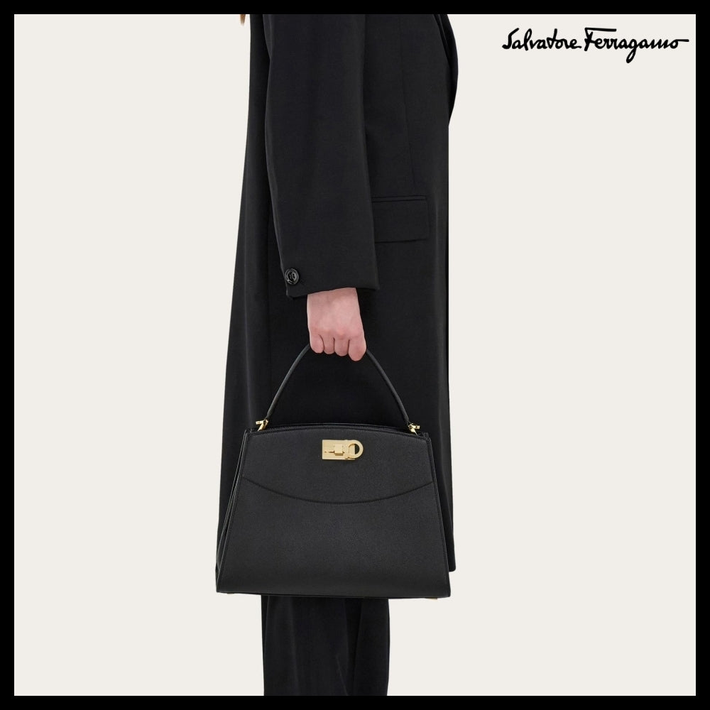 ◆SALVATORE FERRAGAMO◆Studio Medium Box Bag