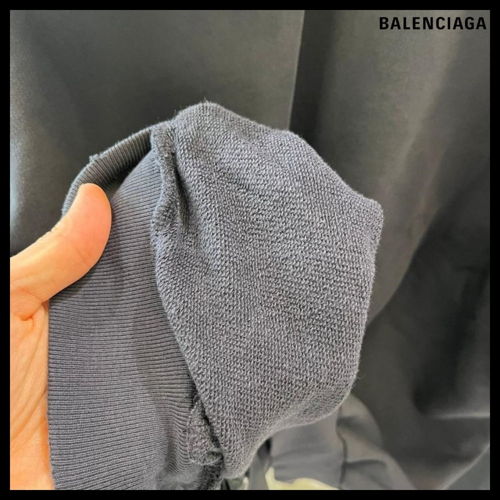 【BALENCIAGA】Round Hoodie Faded Black White
