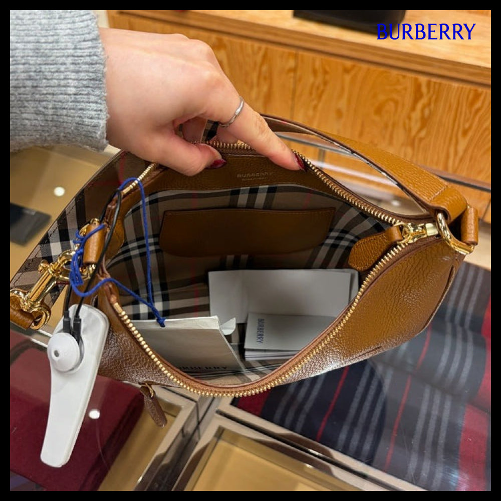 【Burberry】Grain Leather Hobo Shoulder Bag Tawny Brown