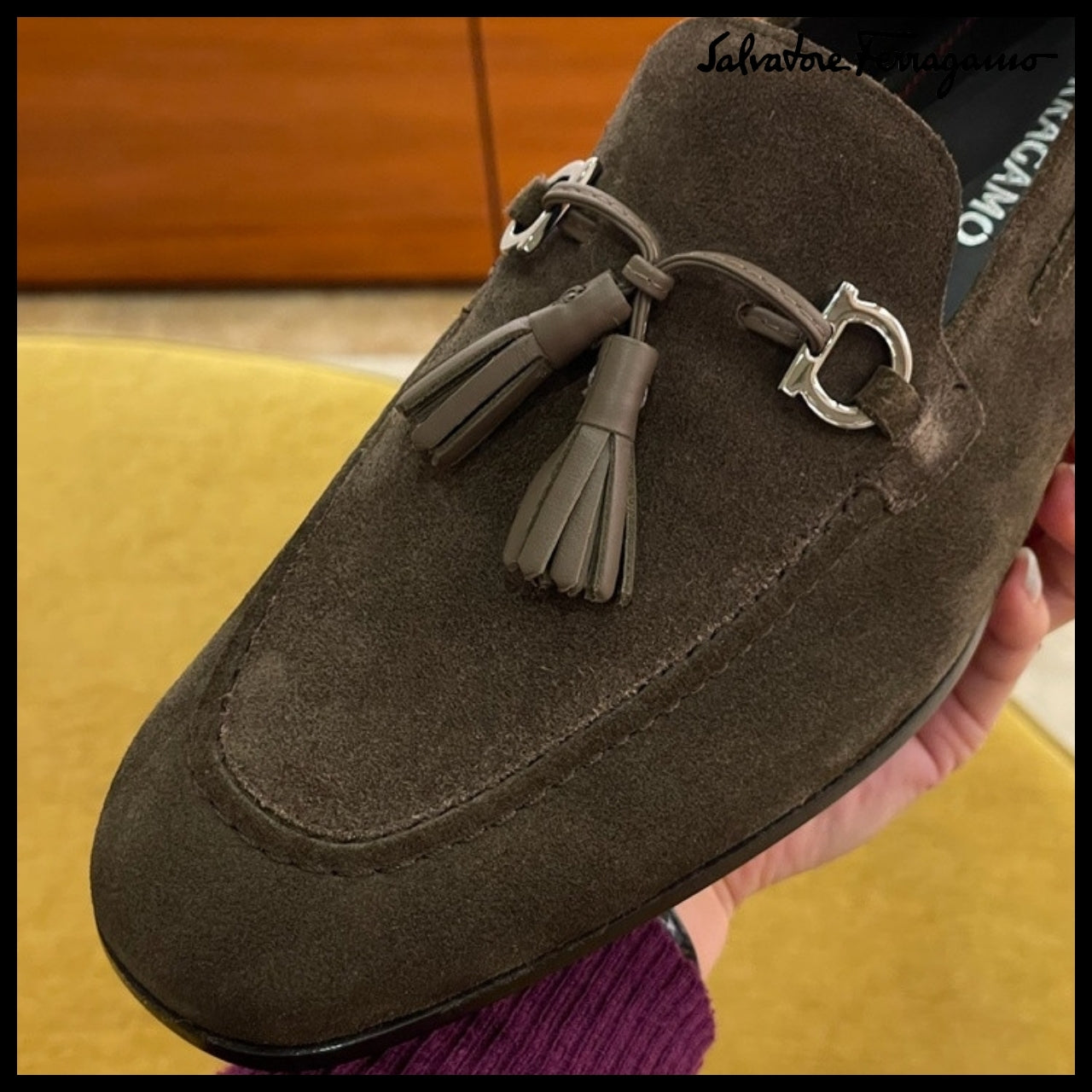 【FERRAGAMO】BASILEA 2 GANCINI TASSEL SUEDE LOAFERS BROWN