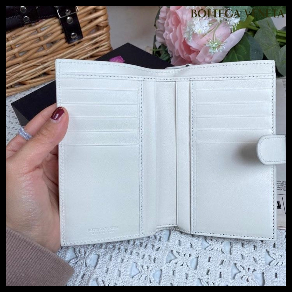 【BOTTEGAVENETA】Intrecciato Zip Coin Medium Wallet