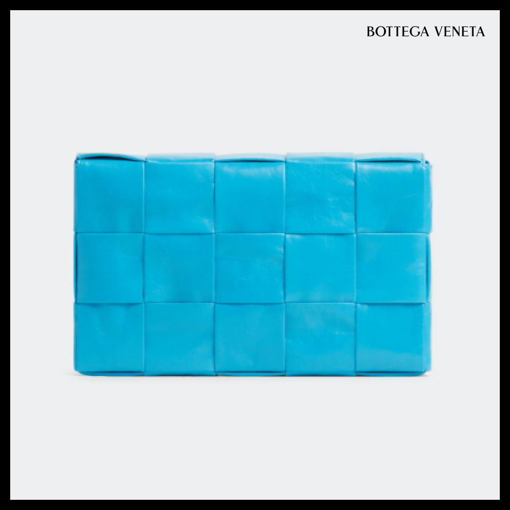 【BOTTEGA VENETA】Cassette Bag Pool