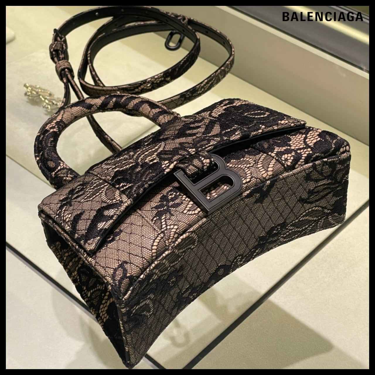 【BALENCIAGA】Hourglass XS Handbag “Dentelle” Edition