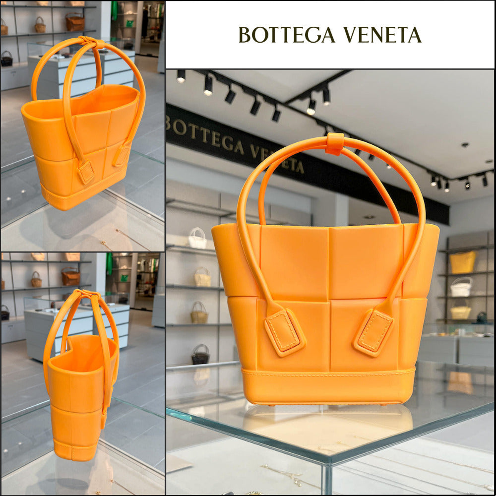 【BOTTEGA VENETA】Arco Rubber Small Tote Bag Tangerine
