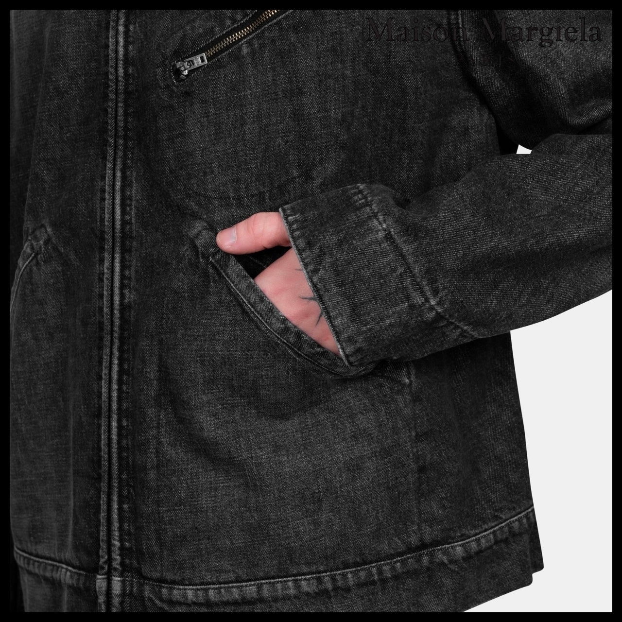 【Maison Margiela】Distressed Collar Denim Jacket Washed