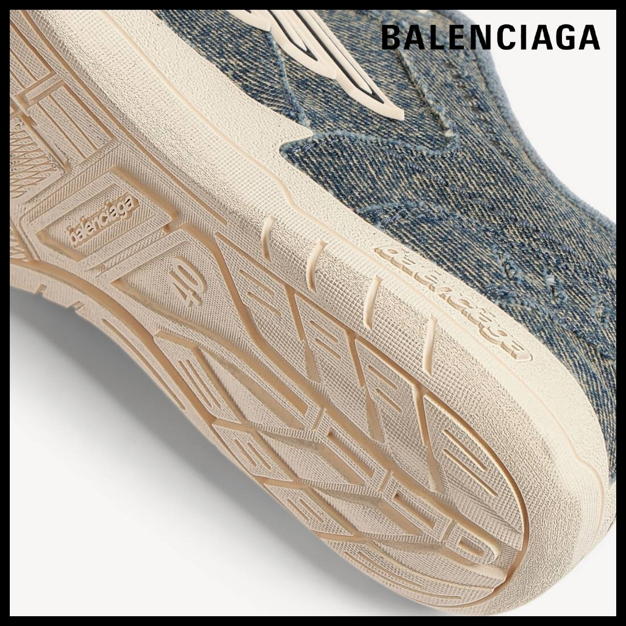【BALENCIAGA】Hamptons Denim Sneakers