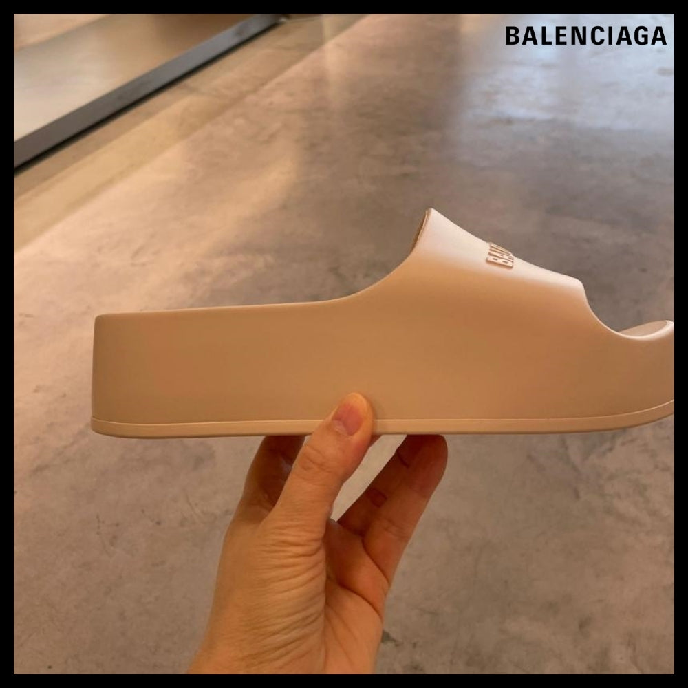 ★BALENCIAGAアウトレット セール ★Chunky Slide Sandal