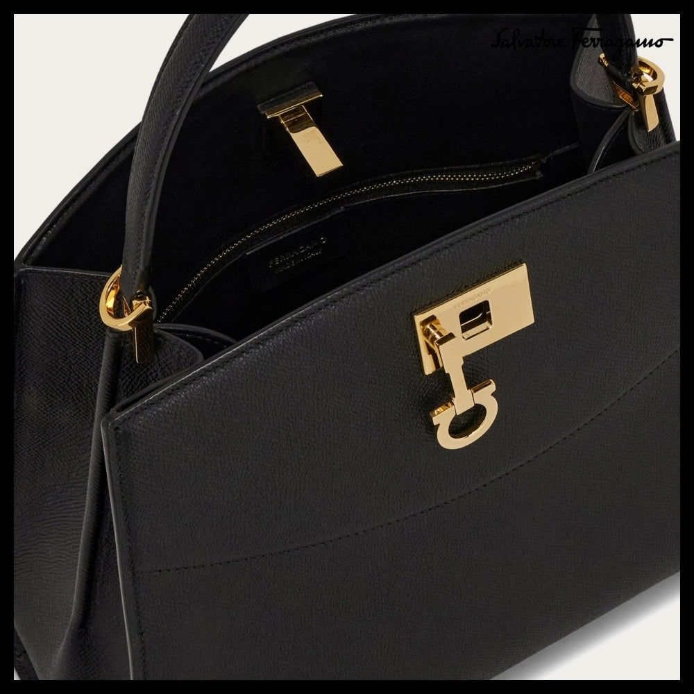 ◆SALVATORE FERRAGAMO◆Studio Medium Box Bag