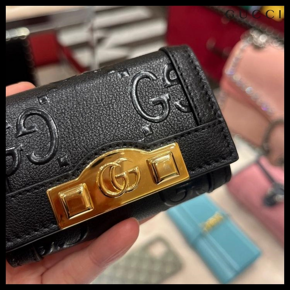 【GUCCI】GG Up Embossed Leather Flap Key Case Black
