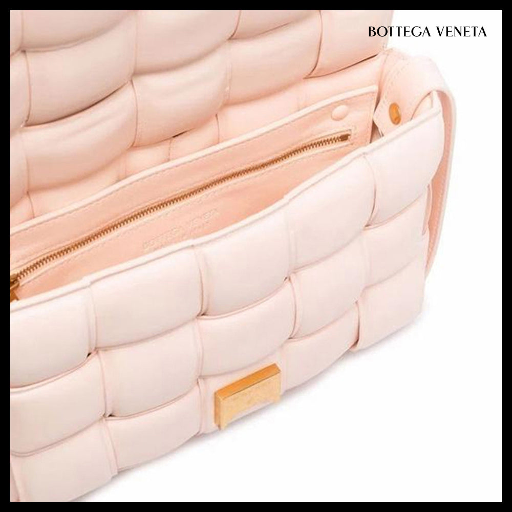 【BOTTEGA VENETA】Padded Leather Cassette Bag Melon Washed